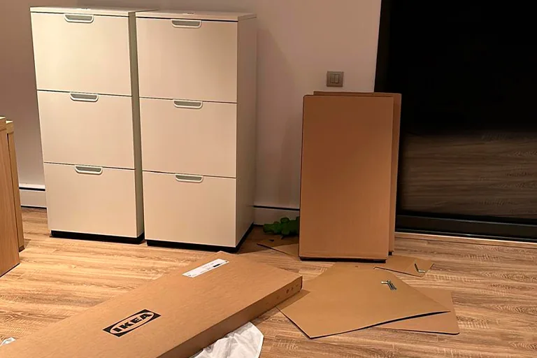 Imagen instalación muebles